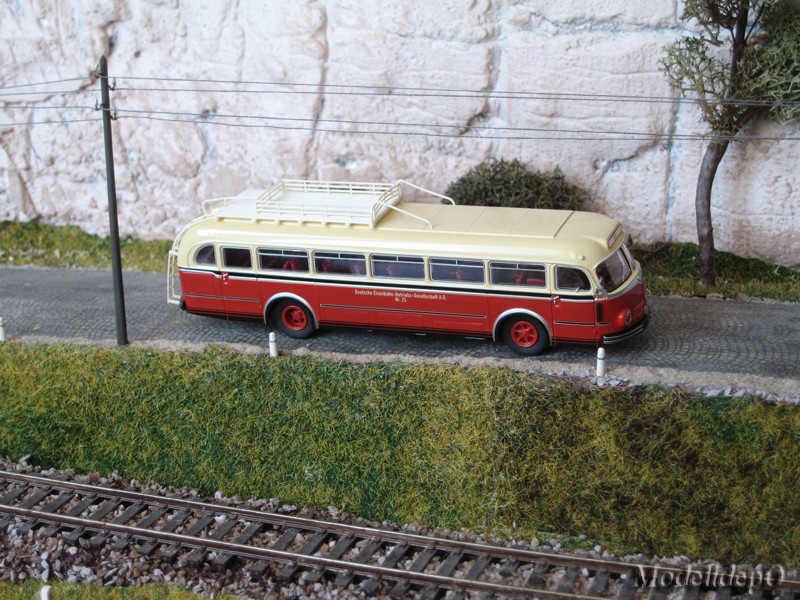 MB-O-6600-Brekina-1