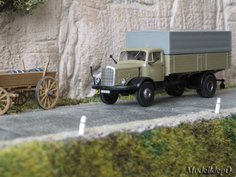 MB-L311-Brekina-2