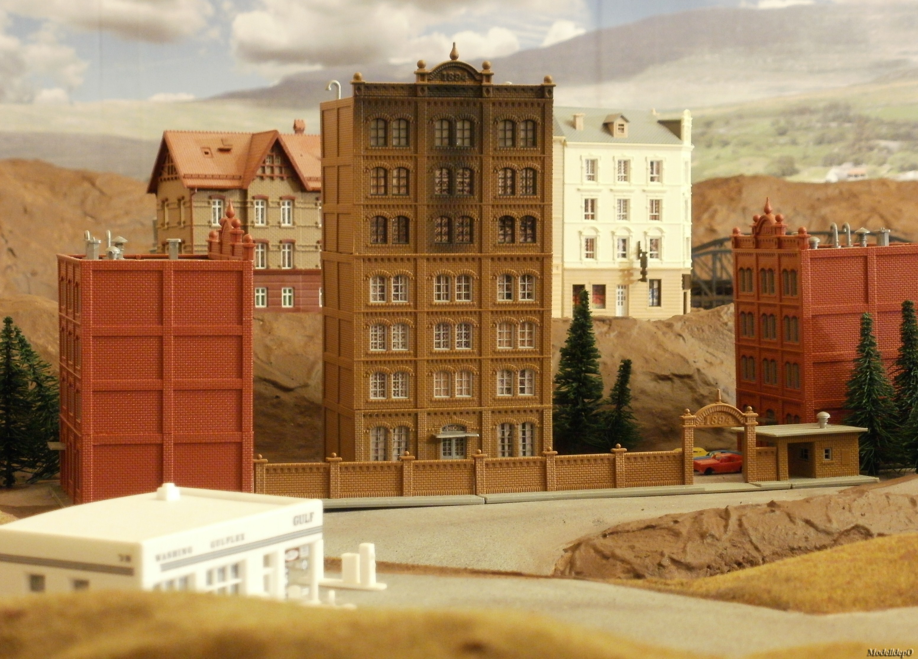 N-Scale_N-AMERICA_1811