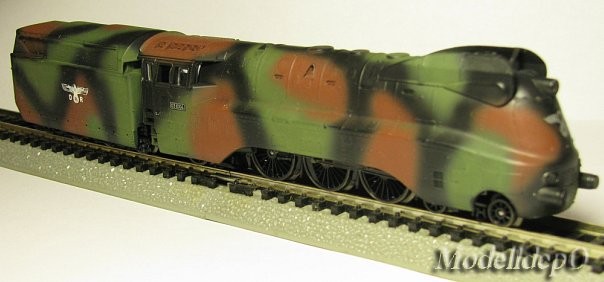 453