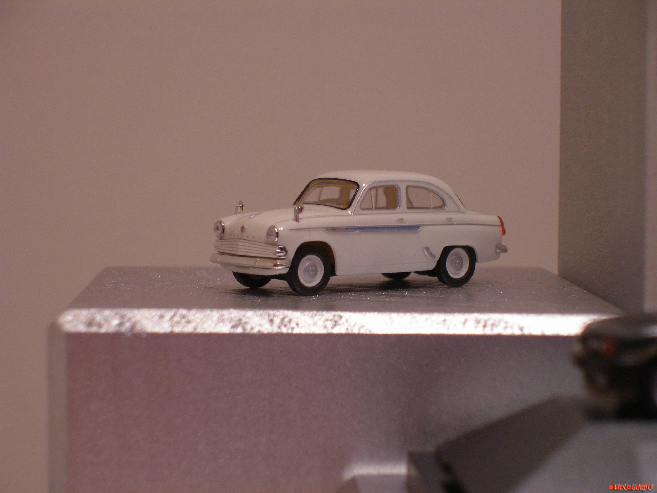 Moskvich-403-2