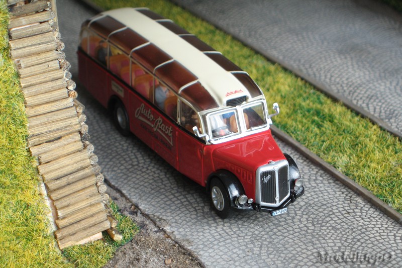 Saurer-Alpenwagen-Schuco-2