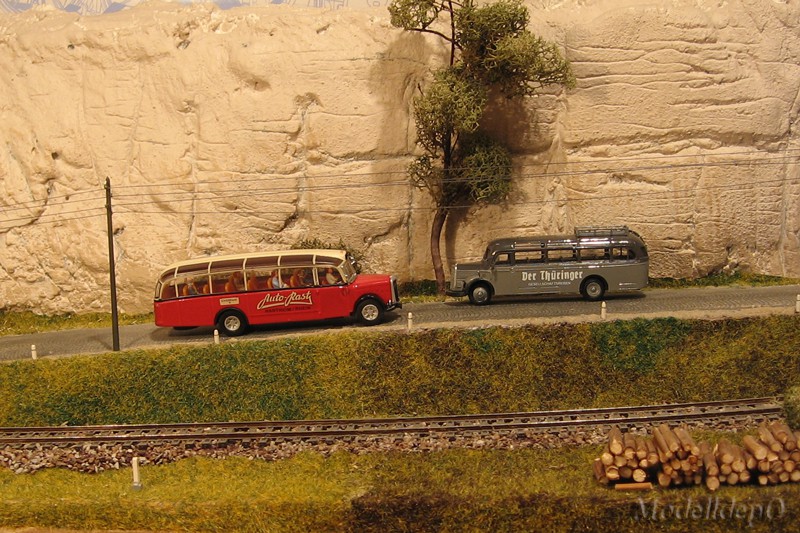 Saurer-Alpenwagen-Schuco-5