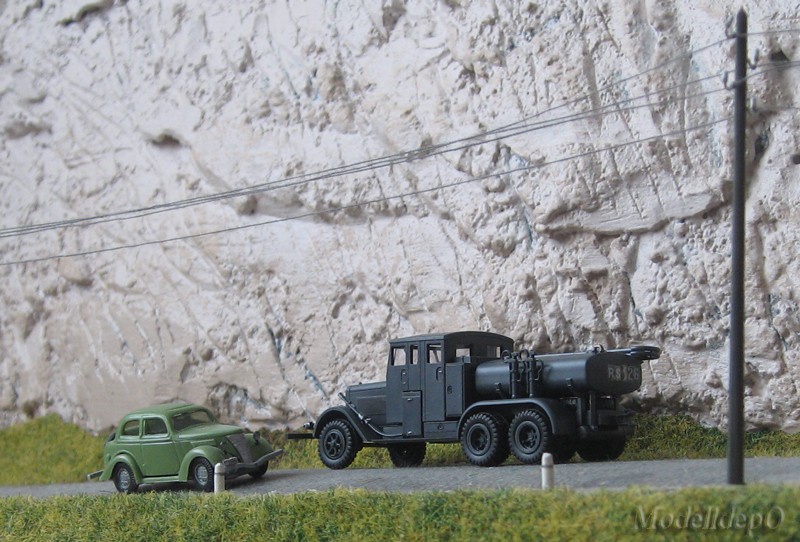 Henschel-TS-Roco-009