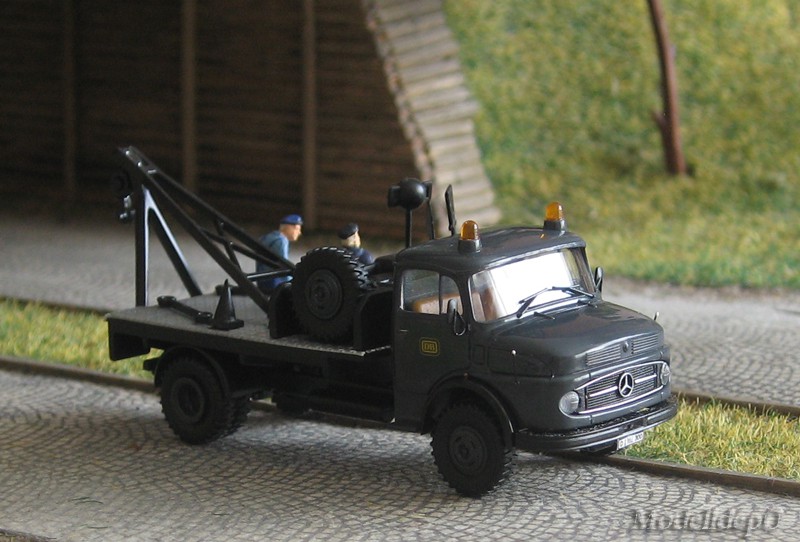 MB-L322-Abschleppw-Brekina-3