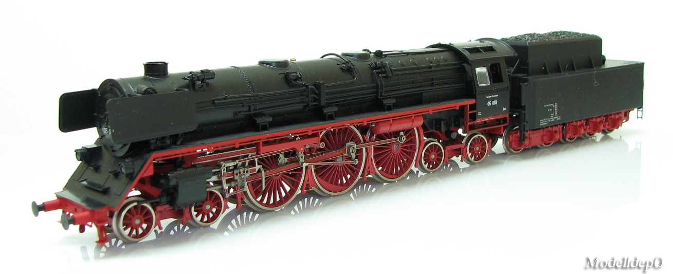 BR05 003 Liliput 105 03