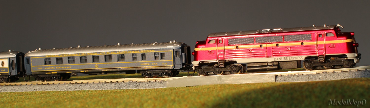 Danube express N-scale