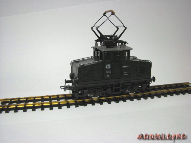 E169_002-3_ROCO_4128A