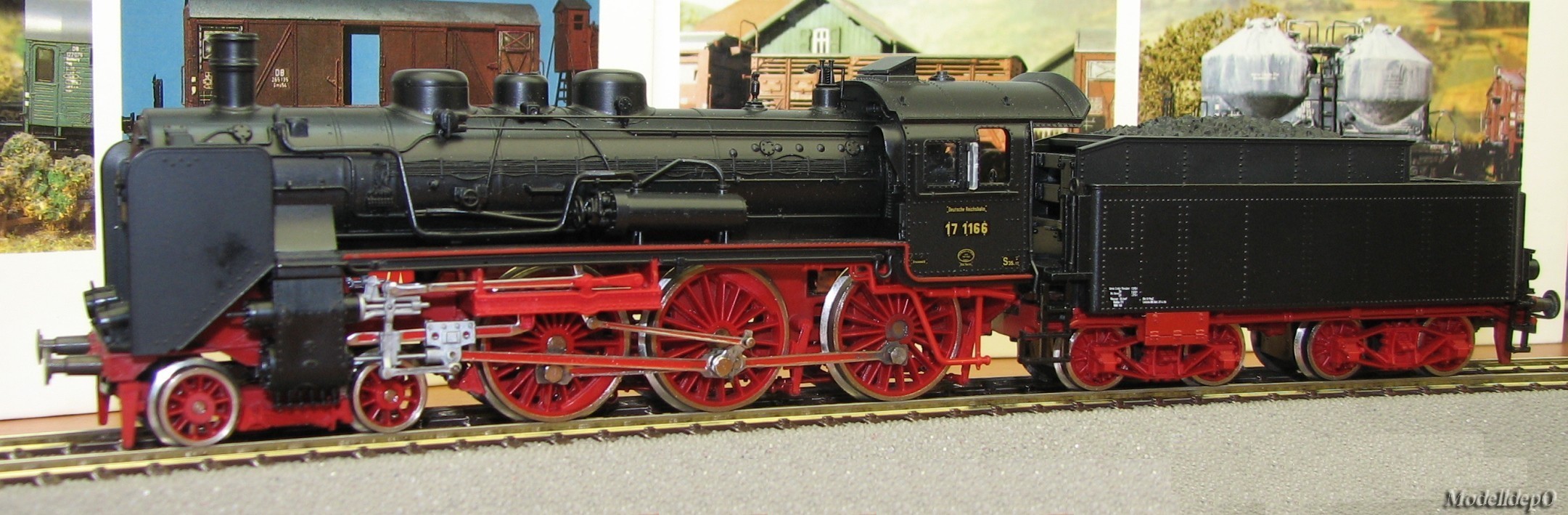 BR17(S10)  1166  Roco 04125B