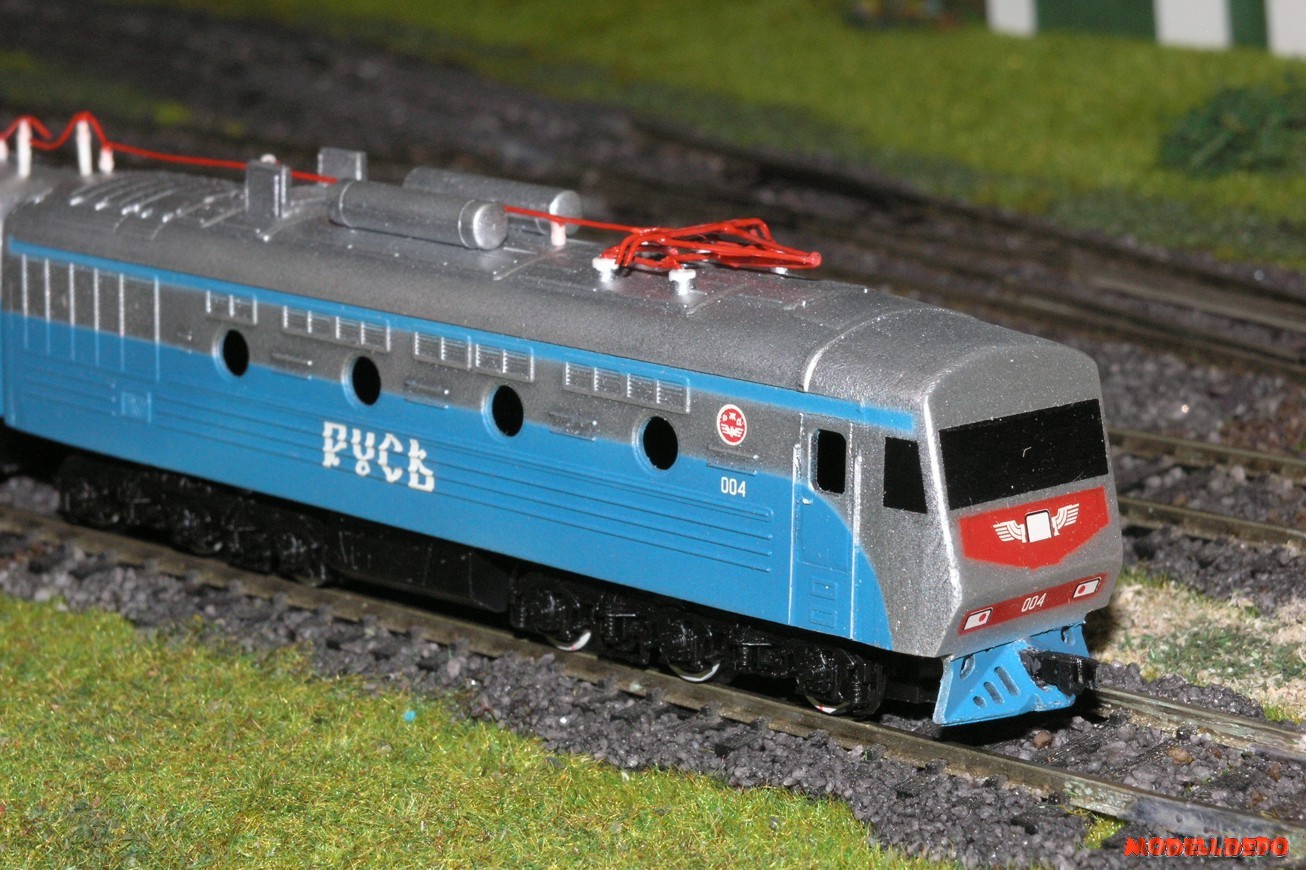 2P6124093