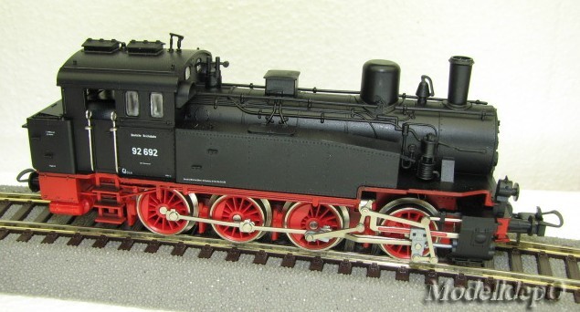 BR92 692 TRIX 2412