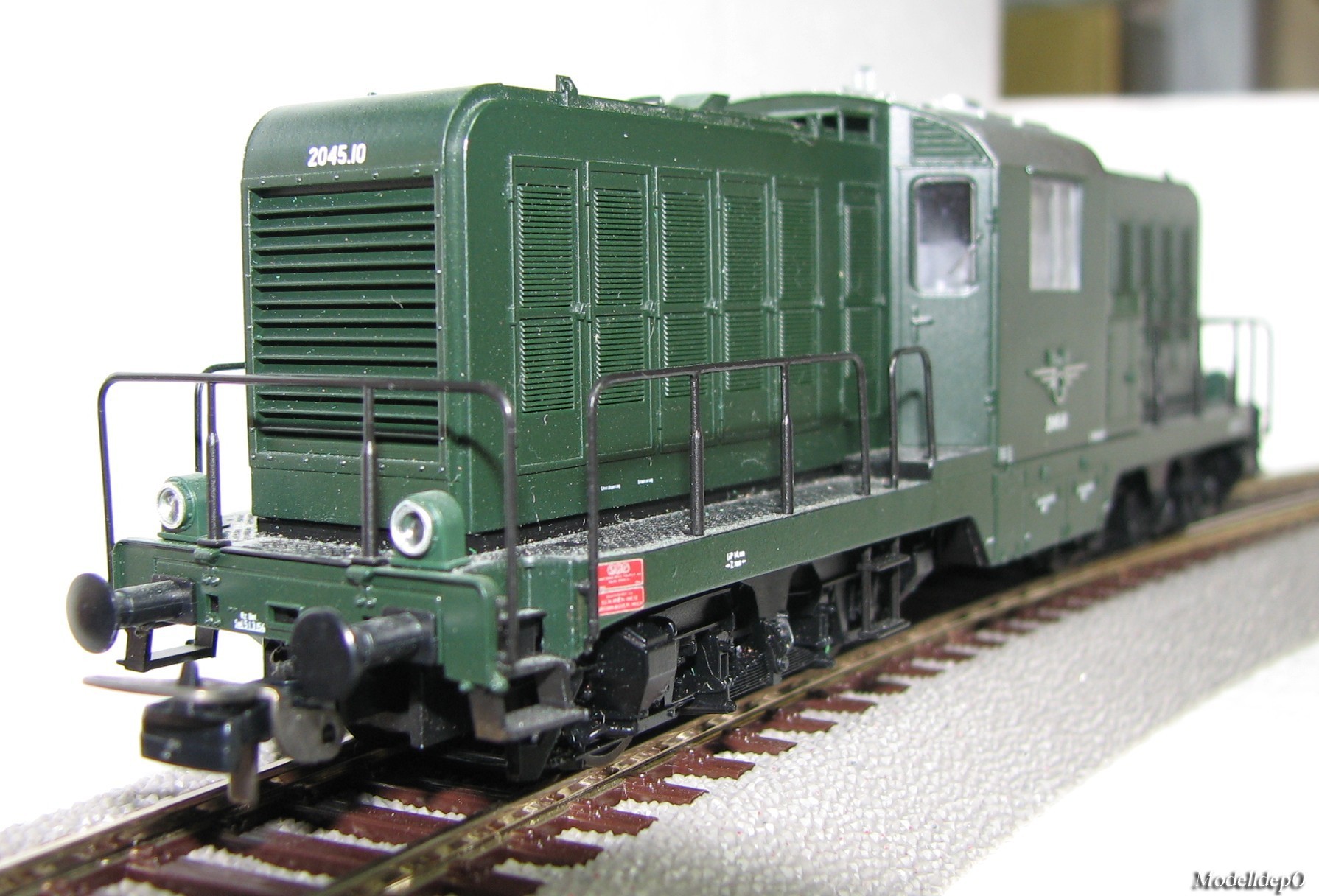 Rh 2045  ROCO 43810