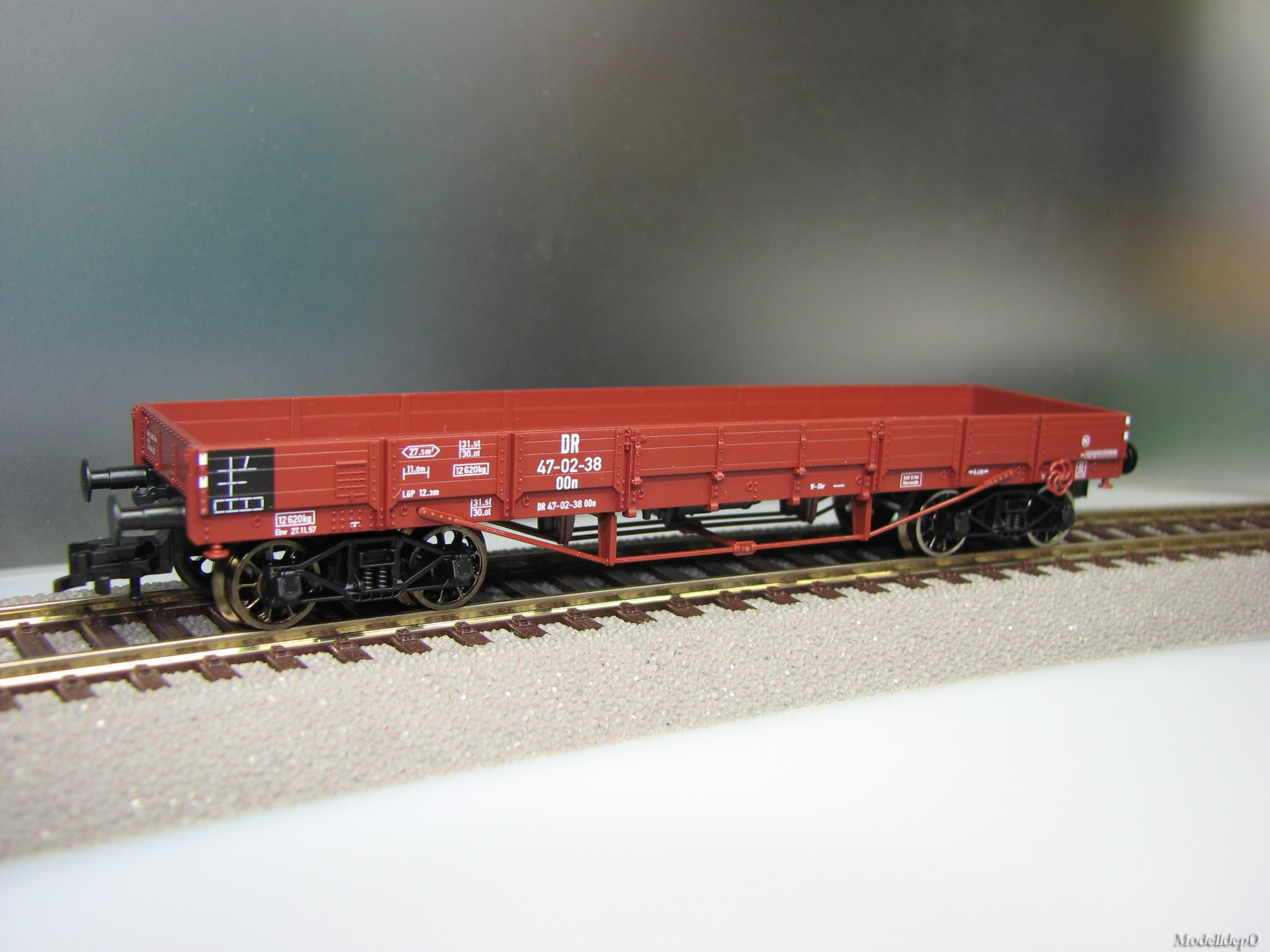 F5735