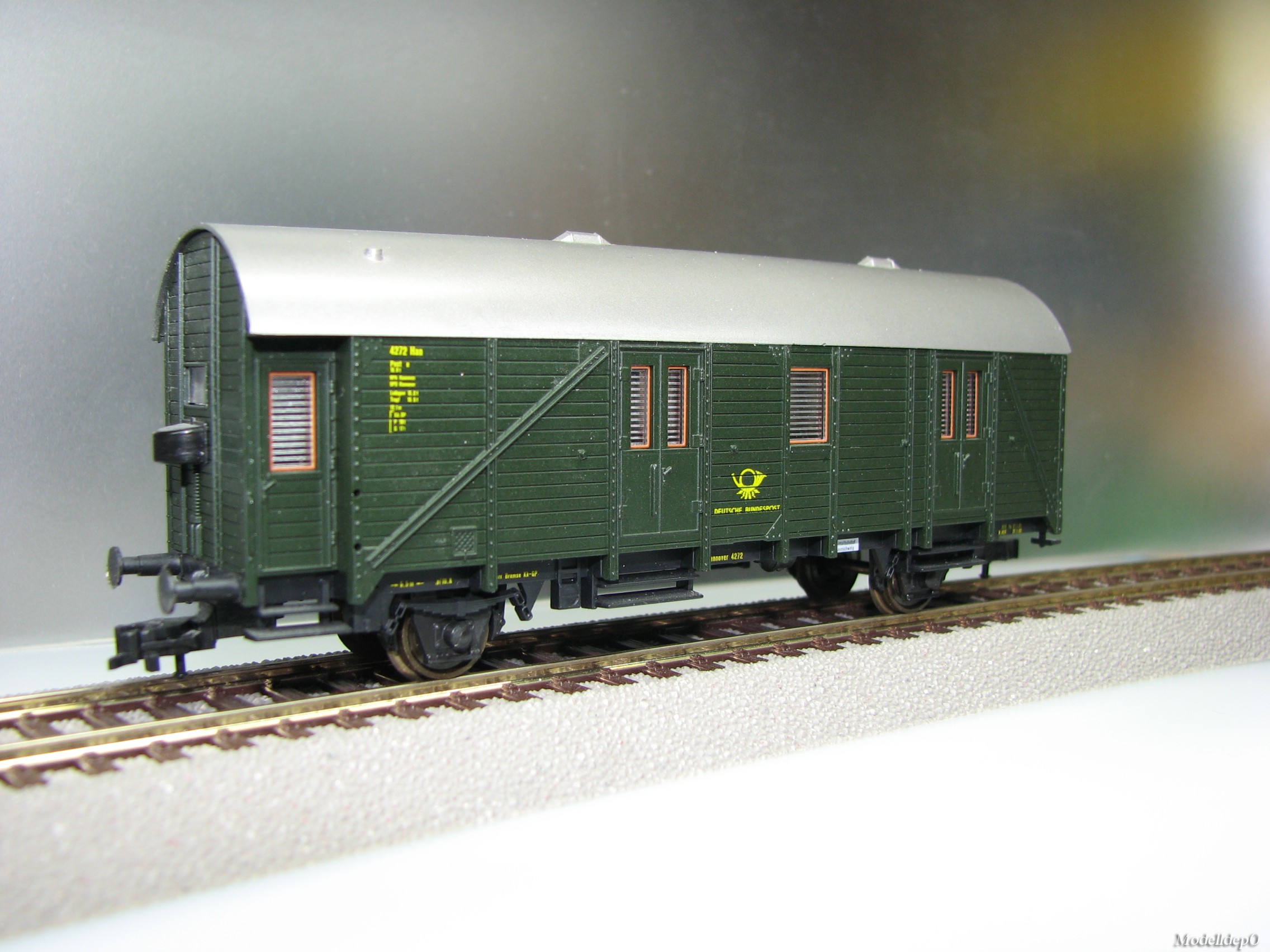 R44255