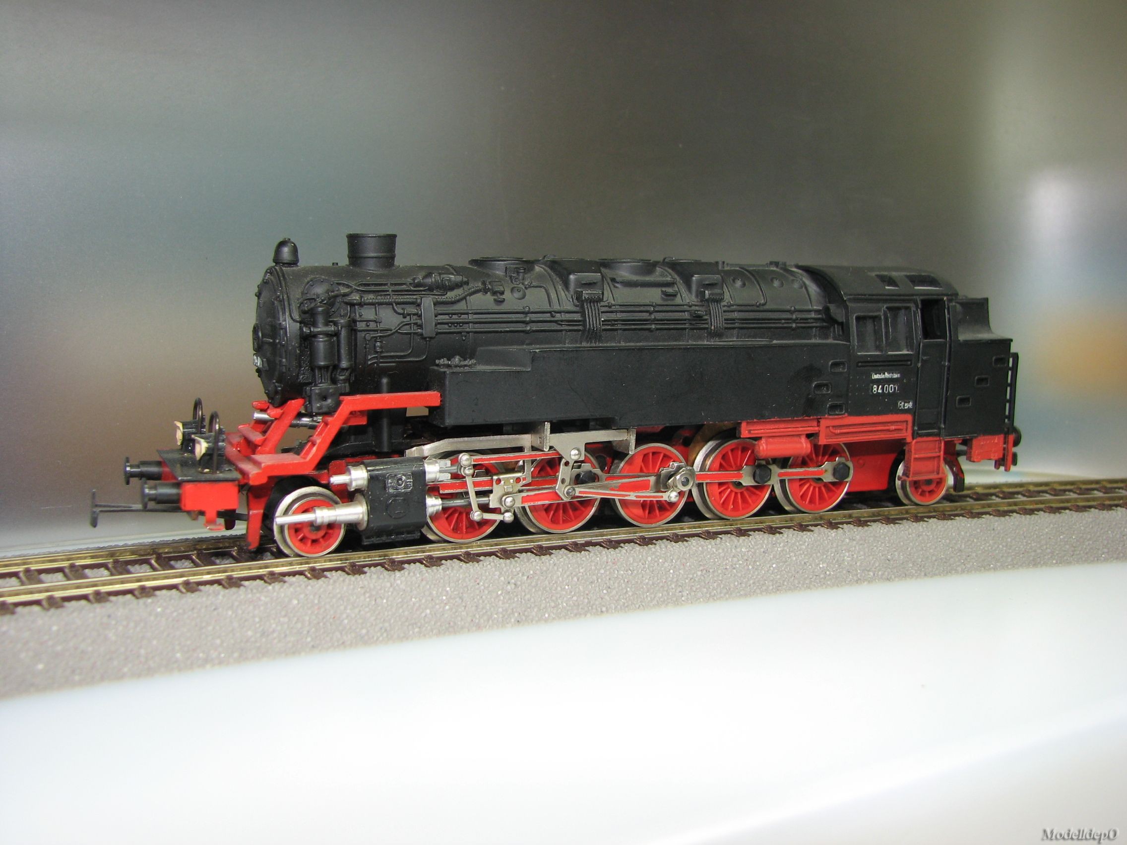 BR84 001
