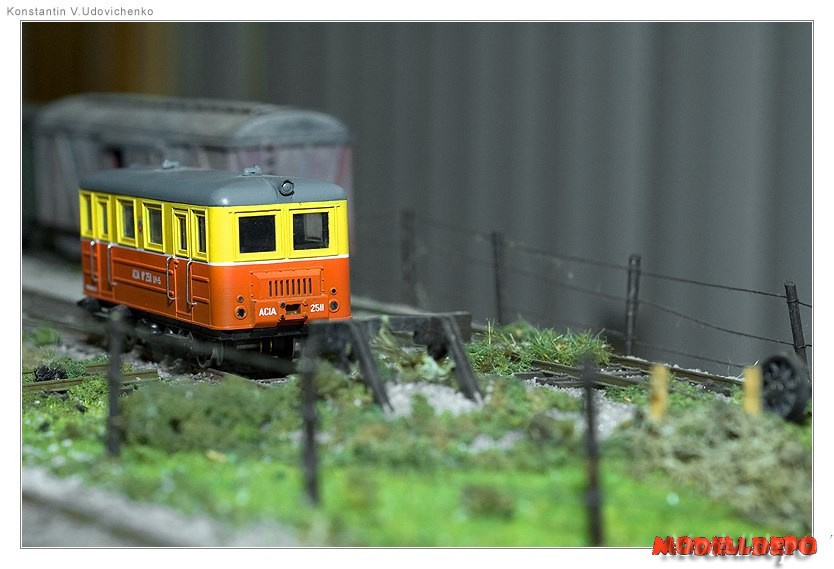 9832s_2