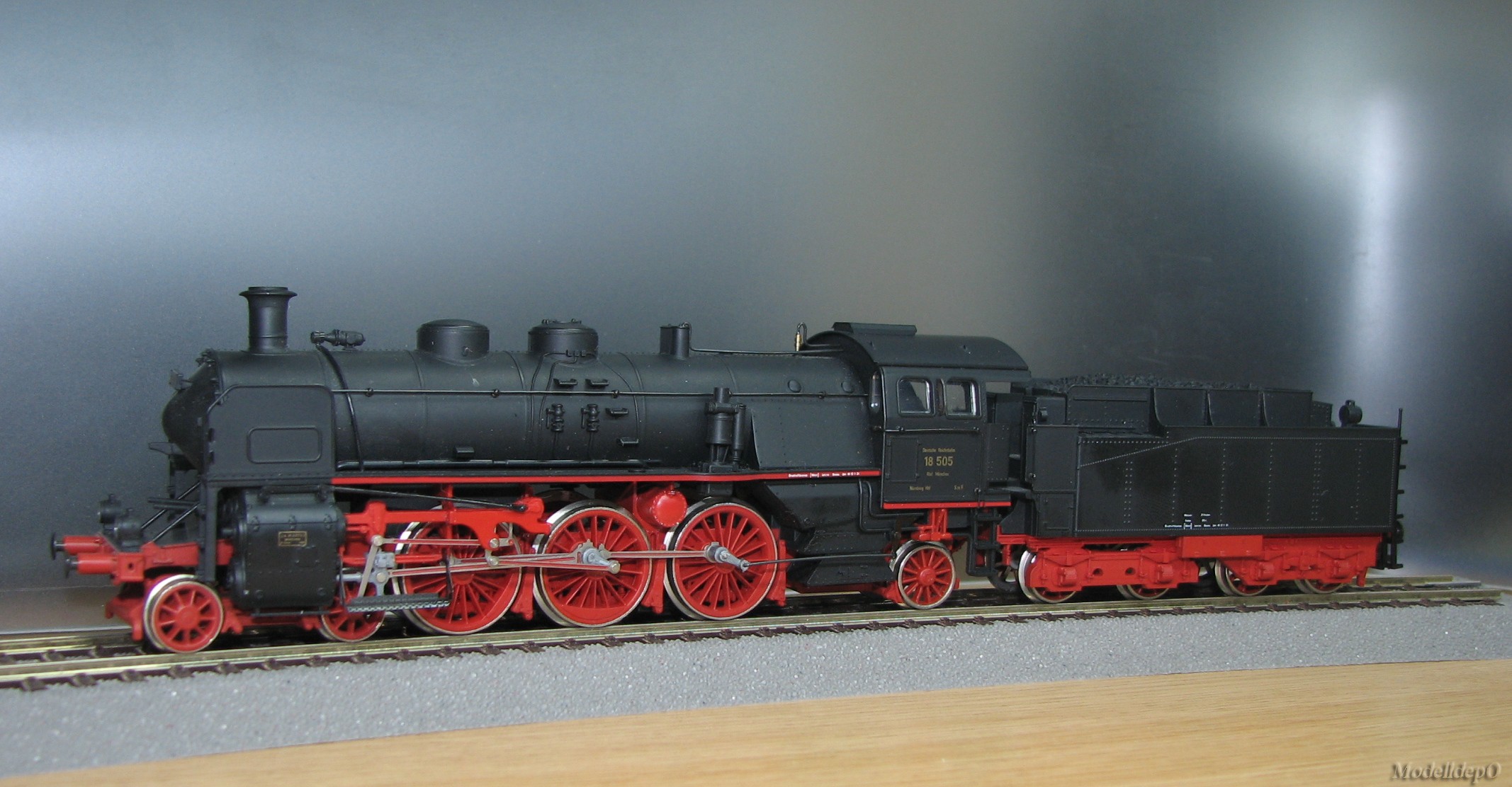 BR18 505